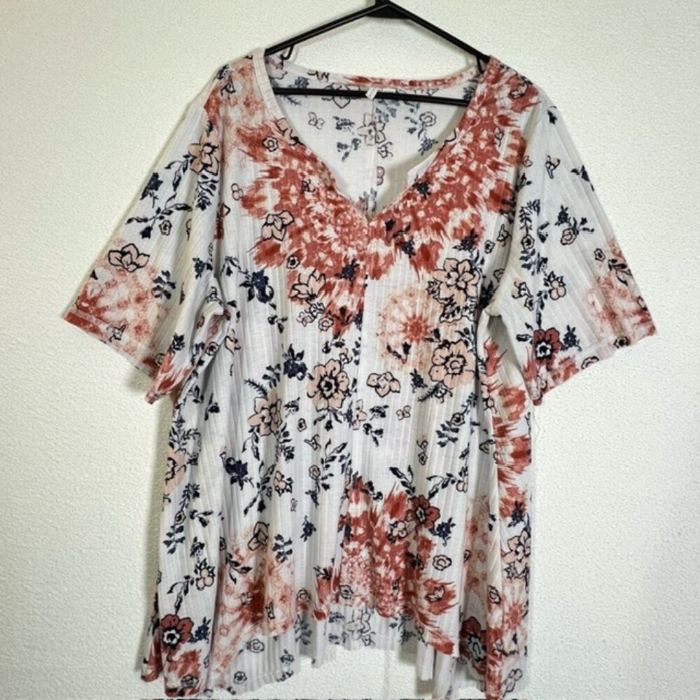 CATO Est. 1946 Womens Plus size Pullover Top, Short Sleeves, Size 22/24W